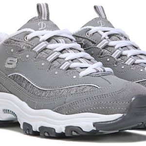 Sketchers sneakers size 39 for women